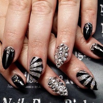 Stiletto Nails with Glitter