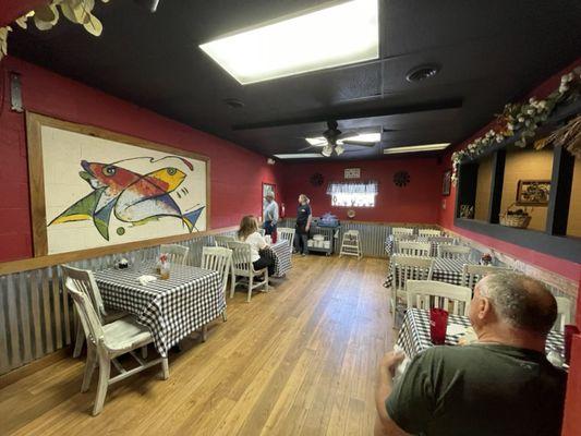 First dining area.