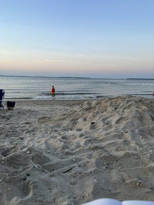 Early evening at Meschutt Beach