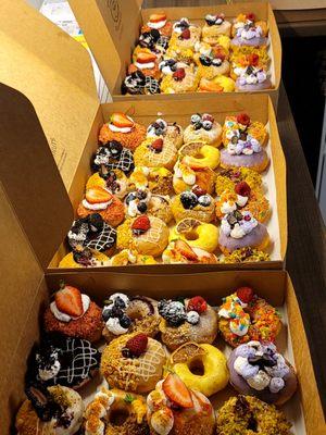 Small Batch Doughnuts - Costa Mesa CA, large Variety Pack 24 doughnuts. 12 flavors.