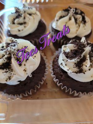 Cookies and cream cupcakes