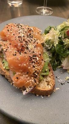 Avocado Toast with Salmon, everything bagel seasoning and side salad