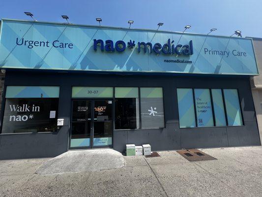 Modern exterior of Nao Medical Long Island City. Visit us for your urgent care needs.