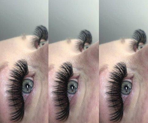 Mega-Volume Lash