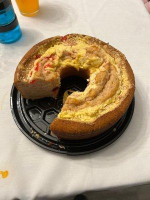 Strawberry cream pound cake