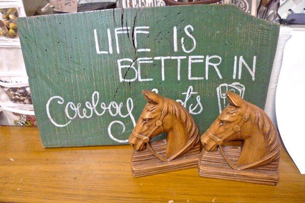 Pair of horse head vintage bookends.