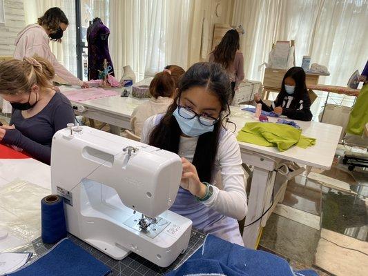 Sewing class for young designers