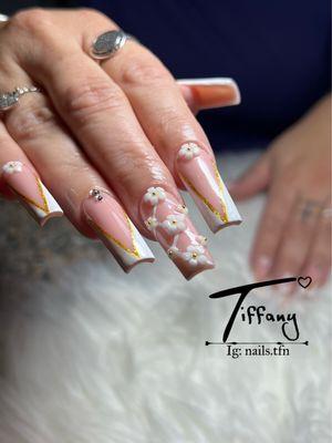 #nails #nailart #naildesign #tampaflorida Elite nails and spa #coffin #square #almond