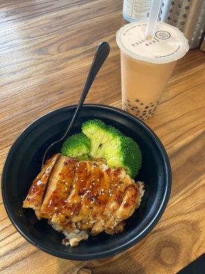 Teriyaki chicken bowl with Thai milk tea and black sugar boba