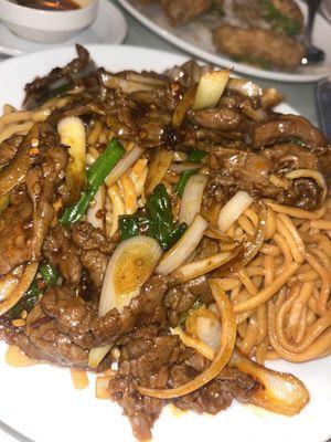 Mongolian Beef Chow Mein