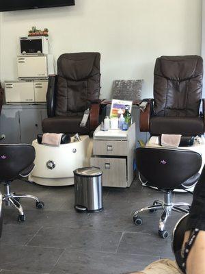 Pedicure chairs