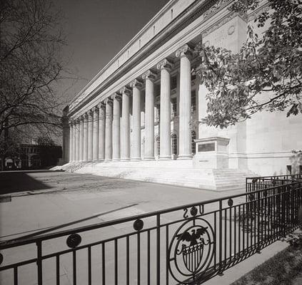 The Byron White U.S. Courthouse is the region's most magnificent example of neoclassical grandeur in the heart of downtown Denver.