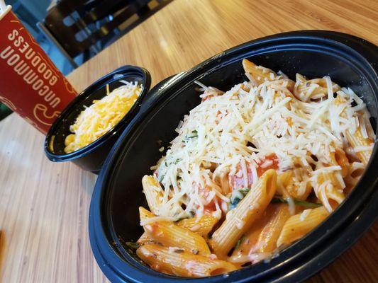 Penne Rose with Wisconsin Mac & Cheese