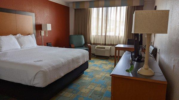 La Quinta Inn & Suites By Wyndham Seattle Sea-Tac Airport