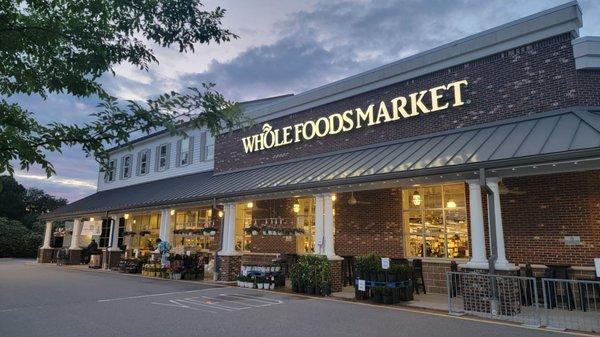 Whole Foods - Laskin Rd, VB