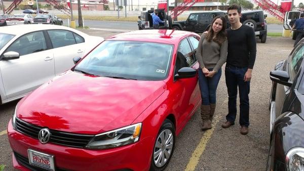 Happy couple! Happy VW!