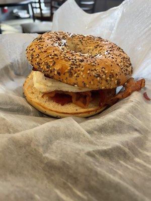 Everything bagel with egg and bacon