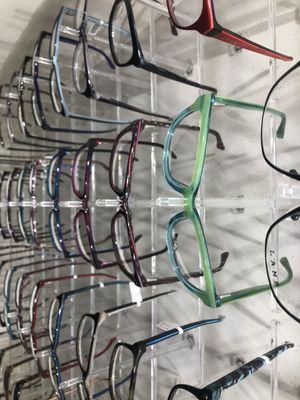 Very wide selection of frames from various designers.