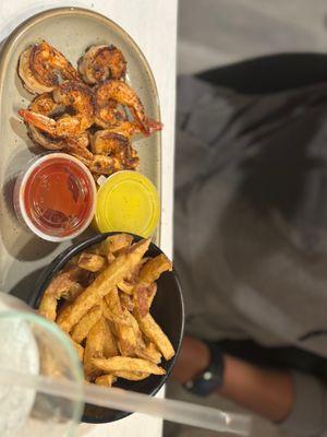 Shrimp basket (blackened)