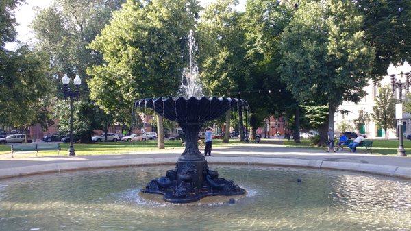 Fountain at Blackstone Square