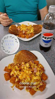 Split the amazing breakfast scrambler substitute home fries for tots