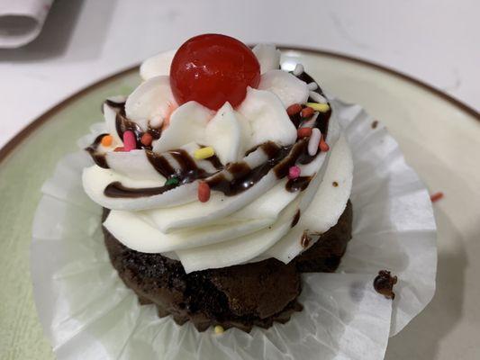 Brownie sundae