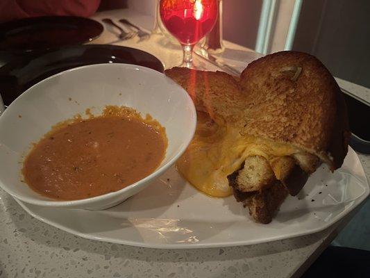 Grilled cheese and tomato soup