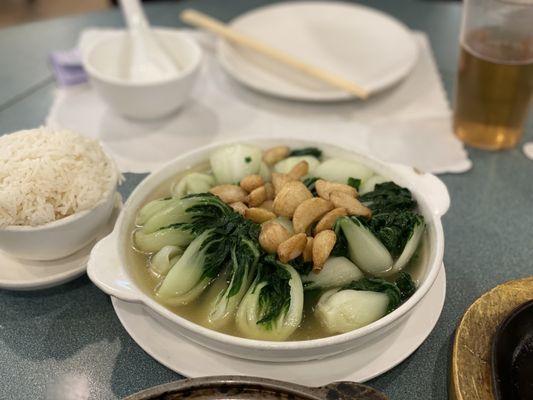 Gourmet Dinner for Six - Seasonal Veggie with Fresh Garlic in Supreme Sauce