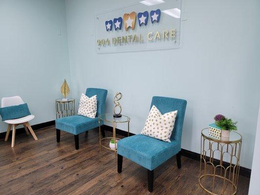 904 Dental Care Lounge