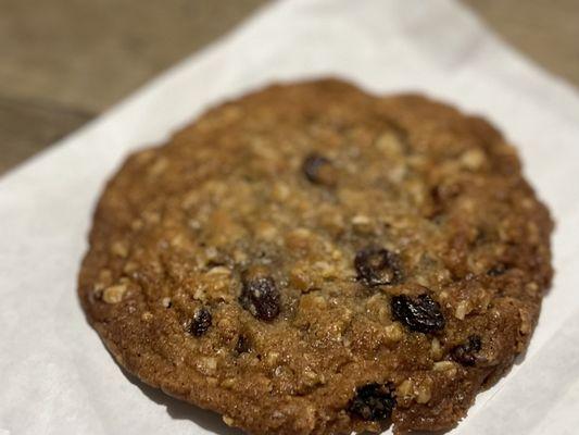 Oatmeal Raisin Cookie