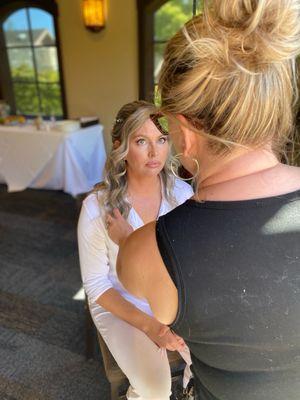 Finishing touches for wedding hair and makeup