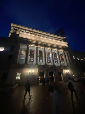 The Mary Baker Eddy Library