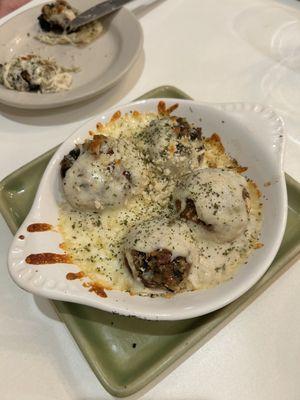 833. Stuffed Mushrooms