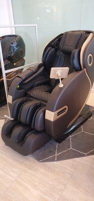 luxurious full body massage chairs for you to experience - the best massage chairs are discovered in stores.