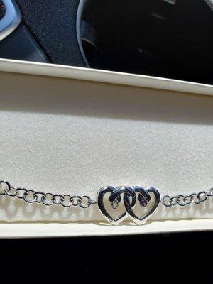 I ordered this on line. What a Beautiful anklet. :)