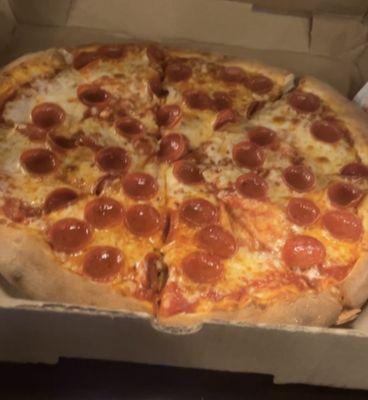 Pepperoni pizza