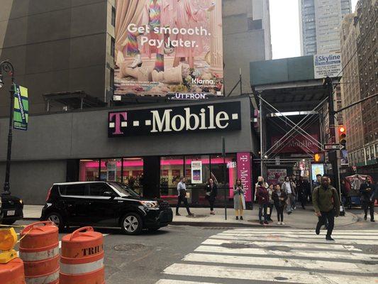 T-mobile storefront