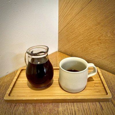 V60 Pourover ("Roleto y Remanso" by Julio Montenegro from Colombia)