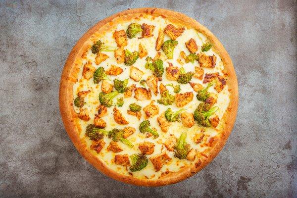 Chicken Broccoli Alfredo Pizza