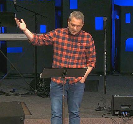 New Lead Minister Eric Hays