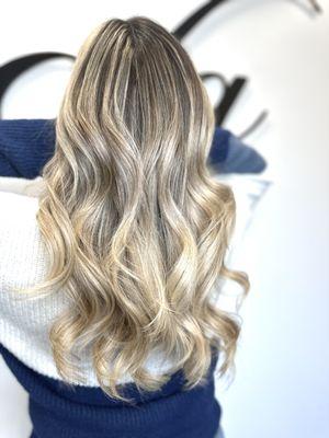 Blond balayage