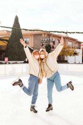 Imagine ice skating and spectacular Christmas lights in a festive holiday atmosphere!