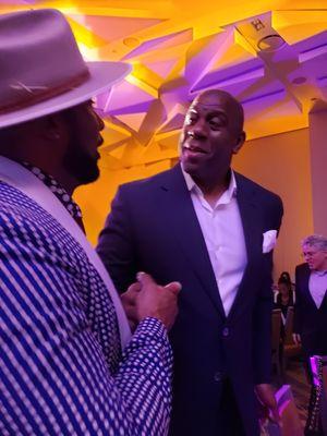 Owner of Just Right Body J.R. meets Magic Johnson and explaining how Yasiel Puig torn hamstring was healed in just 10 sessions