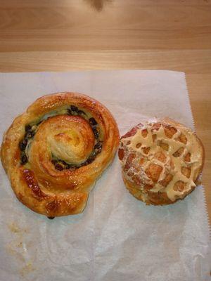 R. - L., Caramel Schneke & Pain Au Raisin.