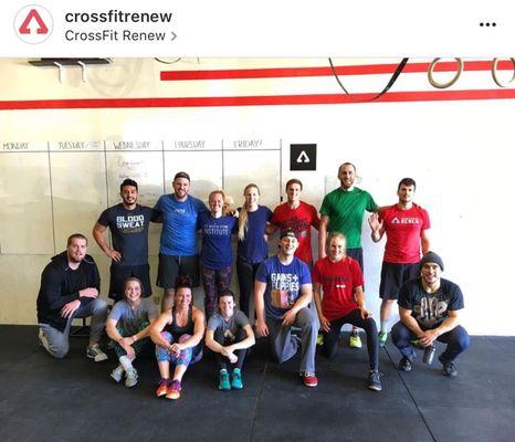 Community WOD, 4 RFT.... 15 kb swings, 20 box jumps, 20 med ball sit-ups, 15 burpees,