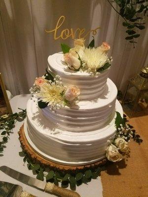 wedding cake!!! What a beautiful job... guest loved the flavors