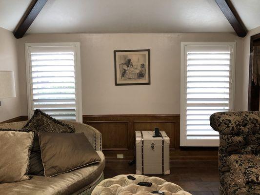 Palm Beach Shutters with HiddenTilt in white silk, shown in family room, Garland, Texas, by SmartLooks Window and Wall Decor