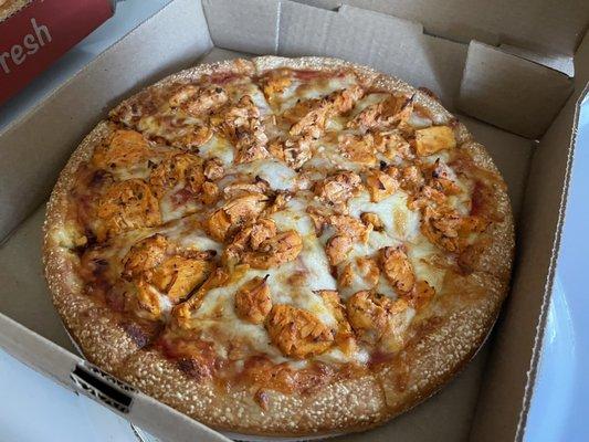 Small buffalo chicken pizza