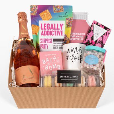 Rosé All Day Basket