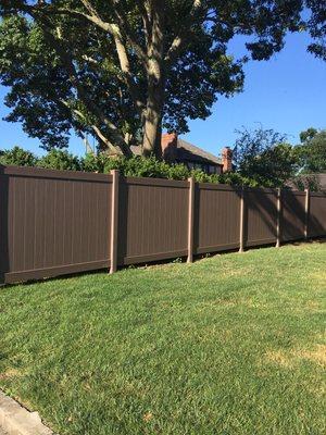 Certainteed Chesterfield Weathered Blend installed by Above All Fence